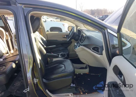 2017 Chrysler Pacifica Touring-L from USA, damaged, VIN 2C4RC1BG5HR501322